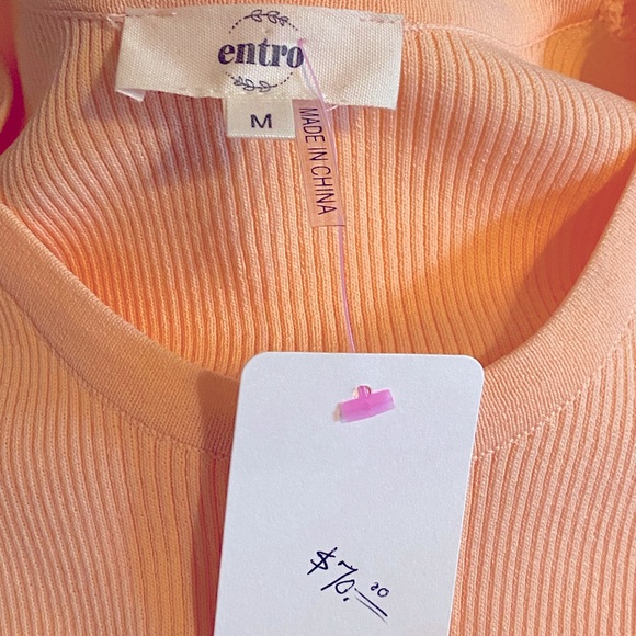 Entro Sweater w/ sheer sleeves - Picture 3 of 10